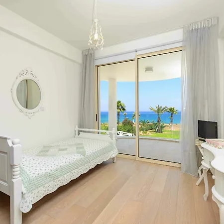 Villa Sea Breeze * Paralimni