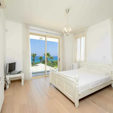 Villa Sea Breeze * Paralimni